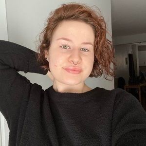 Meet your Posher, Noémie